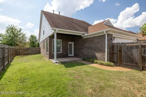 Exterior - 4656 E Dublin Cir, Olive Branch, MS 38654 photo 5 of 6