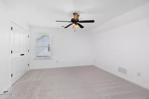 Bedroom - 4656 E Dublin Cir, Olive Branch, MS 38654 photo 3 of 4