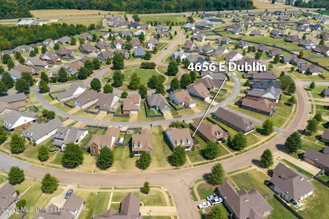 View/Area - 4656 E Dublin Cir, Olive Branch, MS 38654 photo 2 of 5