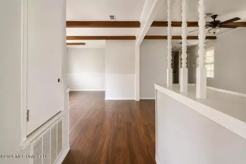Entry Way - 2056 Monaco St, Jackson, MS 39204 photo 1 of 1