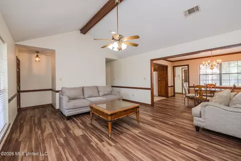 Living - 26 Brock Dr, Byram, MS 39272 photo 2 of 3