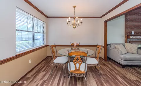 Dining - 26 Brock Dr, Byram, MS 39272 photo 2 of 2