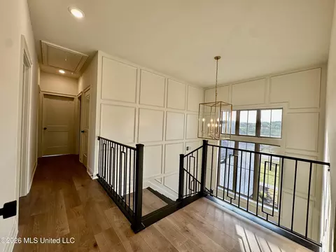Entry Way - 324 Oakworth Dr, Hernando, MS 38632 photo 6 of 8