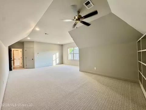 Bedroom - 324 Oakworth Dr, Hernando, MS 38632 photo 7 of 8