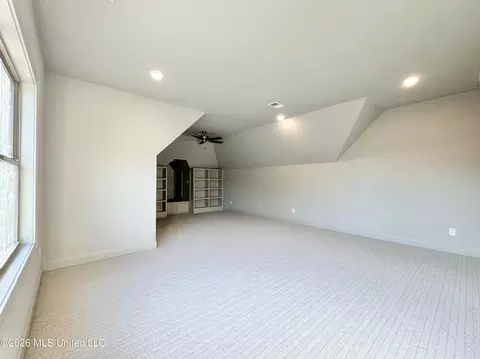 Bedroom - 324 Oakworth Dr, Hernando, MS 38632 photo 8 of 8