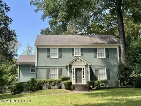 Exterior - 104 Dana Rd, Natchez, MS 39120 photo 2 of 7