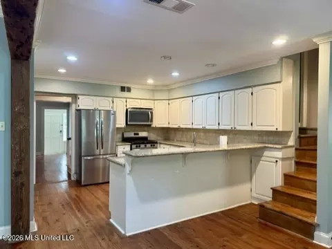 Kitchen - 104 Dana Rd, Natchez, MS 39120 photo 3 of 3
