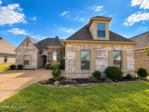 3776 Andreas Dr, Southaven, MS 38672