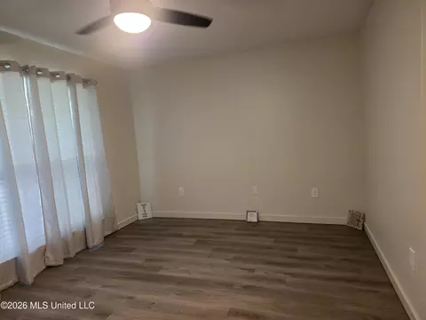 Living - 242 Highpoint Dr, Diamondhead, MS 39525 photo 4 of 4