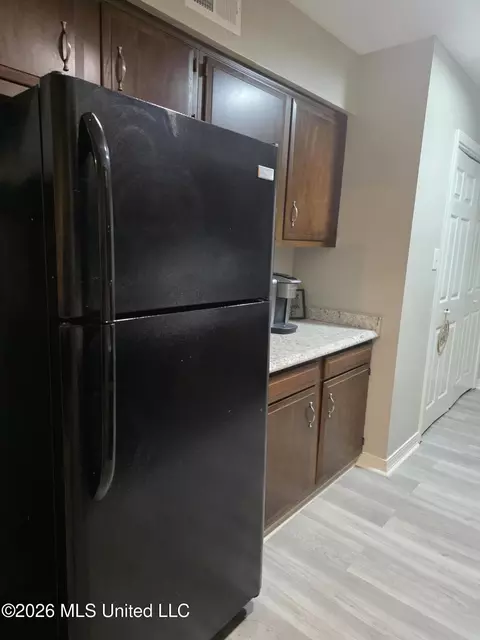 Kitchen - 242 Highpoint Dr, Diamondhead, MS 39525 photo 1 of 4