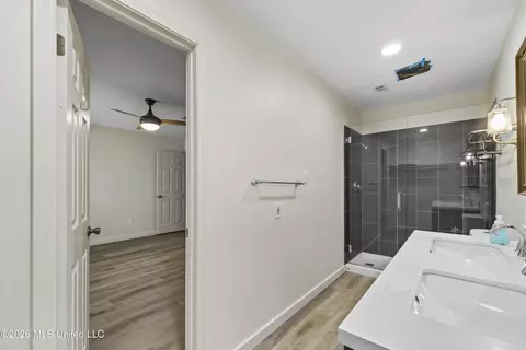 Bath - 242 Highpoint Dr, Diamondhead, MS 39525 photo 3 of 3