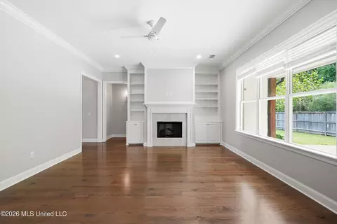 Living - 276 Harris Cir, Madison, MS 39110 photo 7 of 7