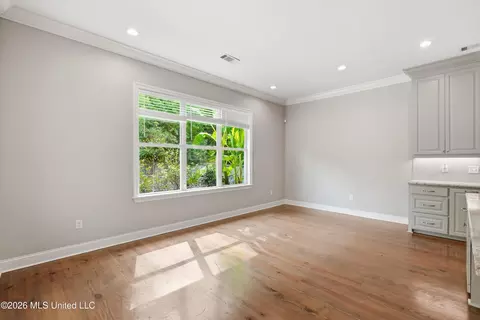 Living - 276 Harris Cir, Madison, MS 39110 photo 1 of 7