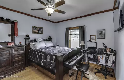Bedroom - 2865 Seven Springs Rd, Raymond, MS 39154 photo 7 of 17