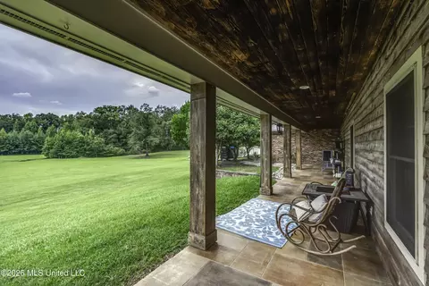 Exterior - 2865 Seven Springs Rd, Raymond, MS 39154 photo 7 of 17
