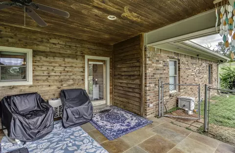Exterior - 2865 Seven Springs Rd, Raymond, MS 39154 photo 11 of 17