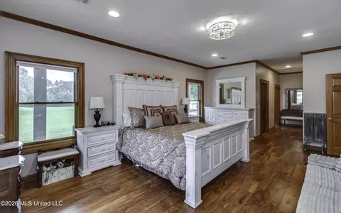 Bedroom - 2865 Seven Springs Rd, Raymond, MS 39154 photo 5 of 17