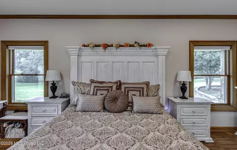 Bedroom - 2865 Seven Springs Rd, Raymond, MS 39154 photo 6 of 17