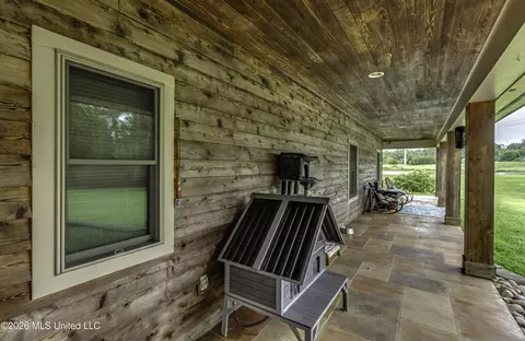 Exterior - 2865 Seven Springs Rd, Raymond, MS 39154 photo 10 of 17