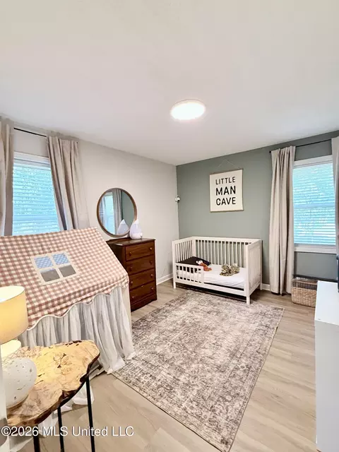 Bedroom - 262 Sweetbriar Ave, Hernando, MS 38632 photo 2 of 3