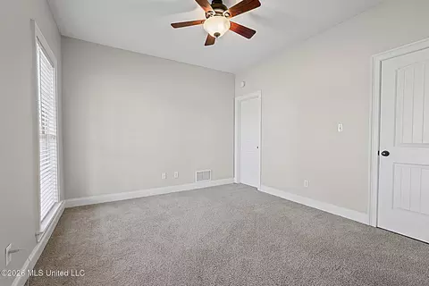Bedroom - 2690 Rodeo Way, Nesbit, MS 38651 photo 2 of 6