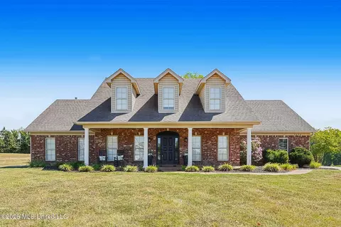 Exterior - 2690 Rodeo Way, Nesbit, MS 38651 photo 1 of 6