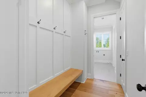 Entry Way - 114 Fallen Oak Rd, Madison, MS 39110 photo 2 of 3