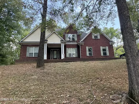 435 Village Pkwy, Southaven, MS 38671