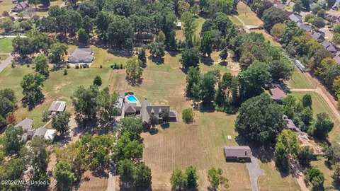 View/Area - 1601 Holly Springs Rd #R, Hernando, MS 38632 photo 4 of 5