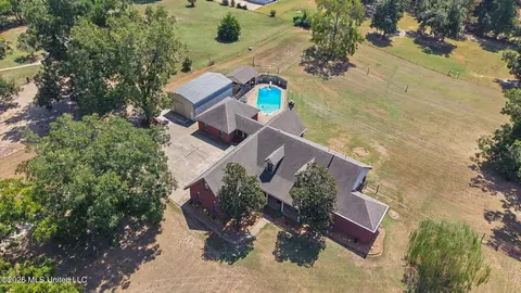 View/Area - 1601 Holly Springs Rd #R, Hernando, MS 38632 photo 1 of 5