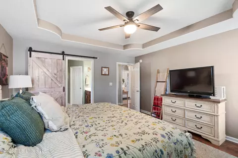 Bedroom - 1107 Tara Dr, Hernando, MS 38632 photo 2 of 5