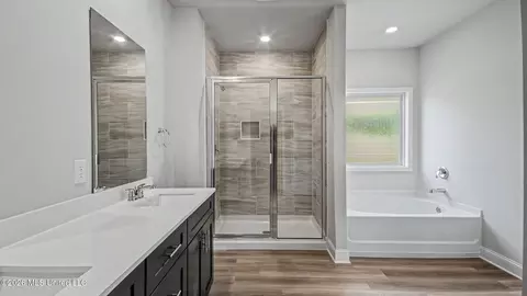Bath - 550 Edenberg Bnd, Pearl, MS 39208 photo 1 of 4