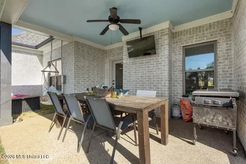 Exterior - 4887 Bakers Trl, Nesbit, MS 38651 photo 2 of 3
