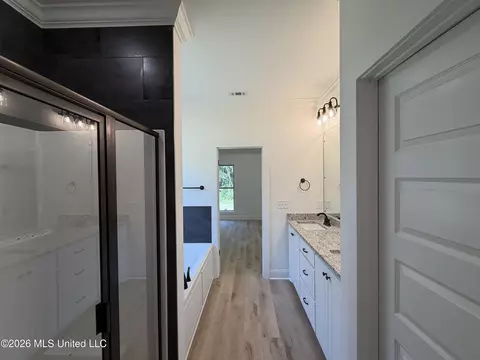 Entry Way - 147 Stapleton Dr, Canton, MS 39046 photo 3 of 3