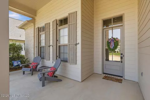 Exterior - 124 Greenway Ln, Madison, MS 39110 photo 5 of 14