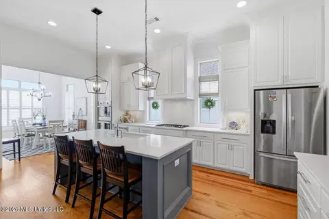 Kitchen - 124 Greenway Ln, Madison, MS 39110 photo 2 of 5