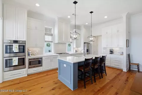 Kitchen - 124 Greenway Ln, Madison, MS 39110 photo 1 of 5