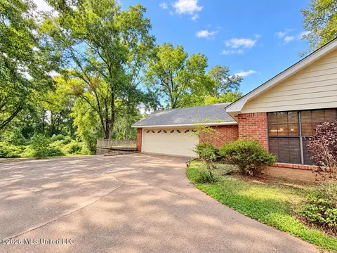 Other - 304 Pebblecreek Rd, Grenada, MS 38901 photo 3 of 14