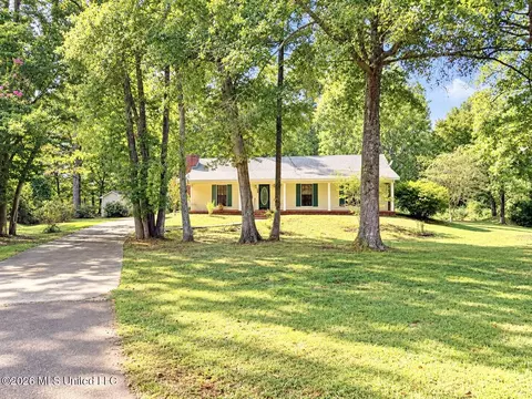 Other - 304 Pebblecreek Rd, Grenada, MS 38901 photo 1 of 14