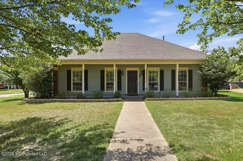Exterior - 102 Harvest Cv, Madison, MS 39110 photo 5 of 7