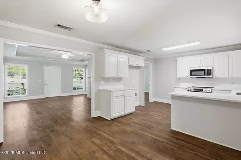 Entry Way - 102 Harvest Cv, Madison, MS 39110 photo 1 of 1