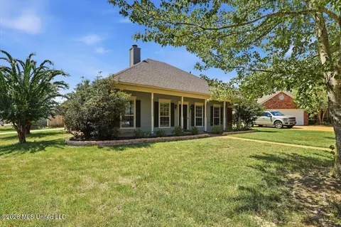 Exterior - 102 Harvest Cv, Madison, MS 39110 photo 6 of 7