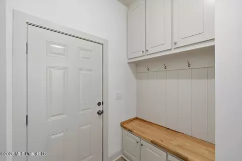 Entry Way - 311 Brookfield Cir, Brandon, MS 39042 photo 6 of 6