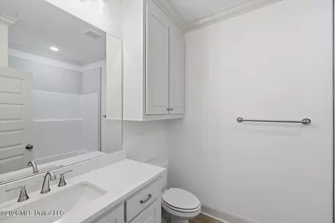 Bath - 311 Brookfield Cir, Brandon, MS 39042 photo 2 of 2