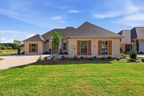 Exterior - 311 Brookfield Cir, Brandon, MS 39042 photo 2 of 6
