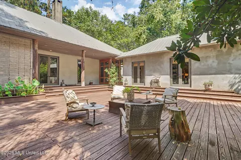 32 Francis Burge Rd, Carriere, MS 39426