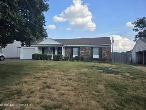 8362 Laurett Cv, Southaven, MS 38671