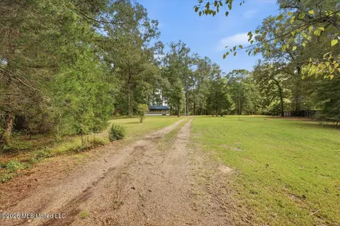 Exterior - 301 Maple St, Florence, MS 39073 photo 9 of 10