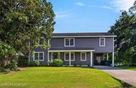 319 41st St, Gulfport, MS 39507