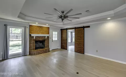 Living - 110 Carries Cv, Brandon, MS 39047 photo 2 of 3